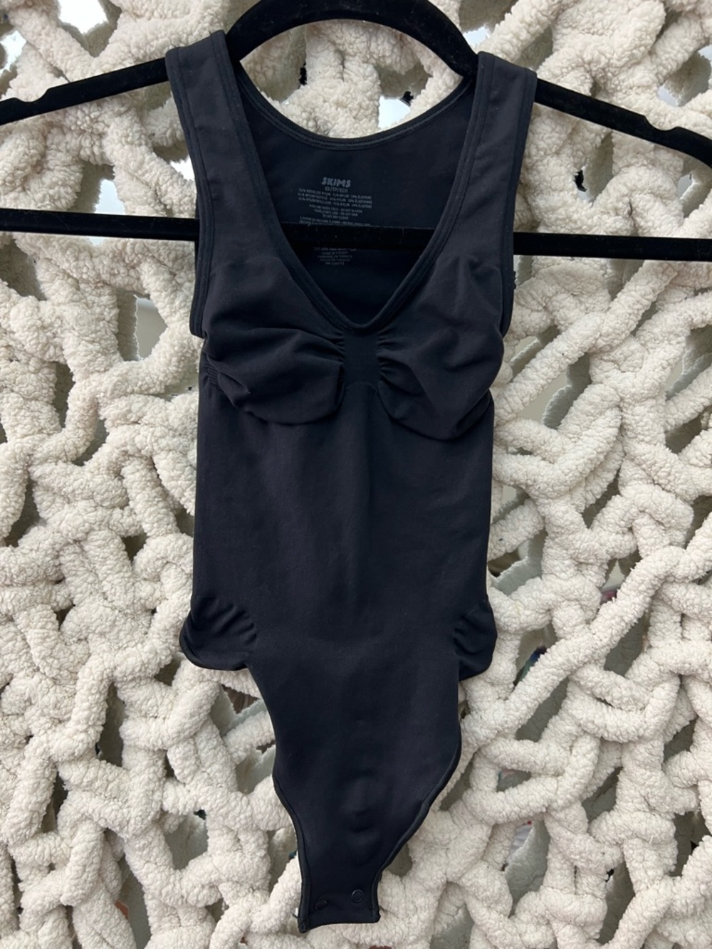 SKIMS SEAMLESS SCULPT THONG BODYSUIT NWOT - ONYX